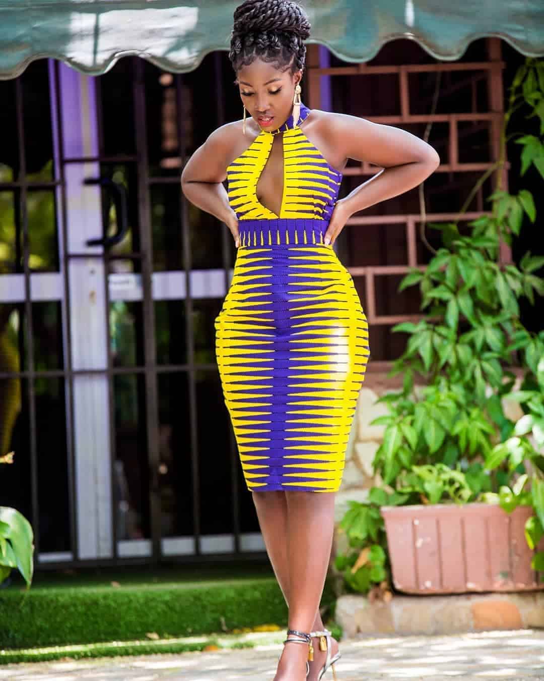 short ankara gown with canvas