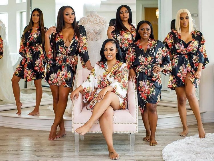 13 Bridal Shower Pictures You And Your Gals Can Copy