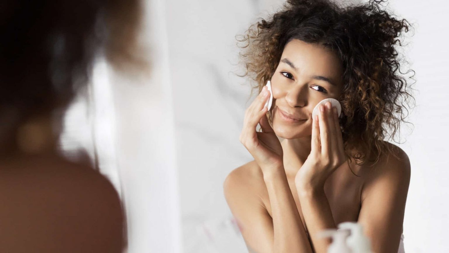 5 Properties Of The Skin You Should Know When You Have Skin Acne