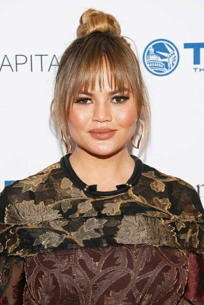 Hairstyles round face