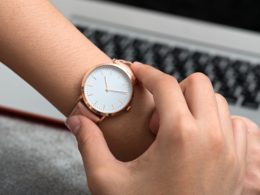 choosing a wristwatch