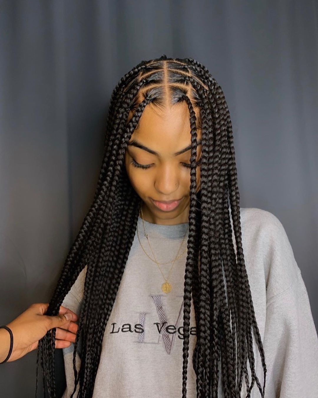 Beautiful knotless braids