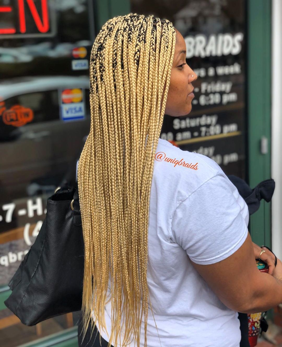 Meadium box braids that are trendy in 2020