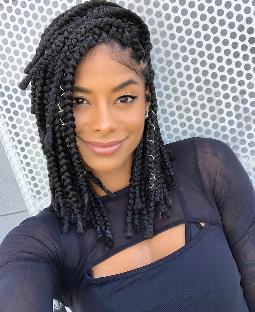 Meadium box braids that are trendy in 2020