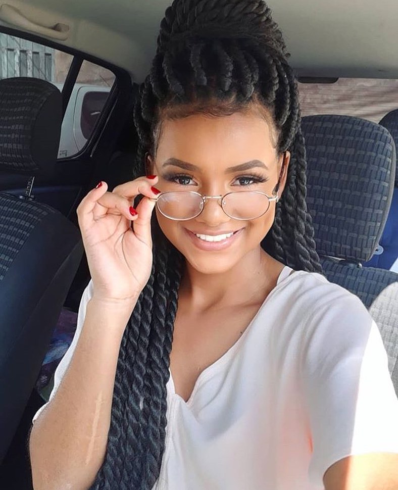 Meadium box braids that are trendy in 2020