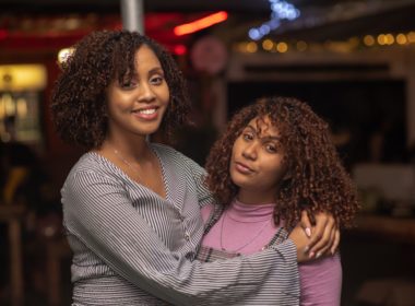 How to Keep Natural Hair Curly All Day