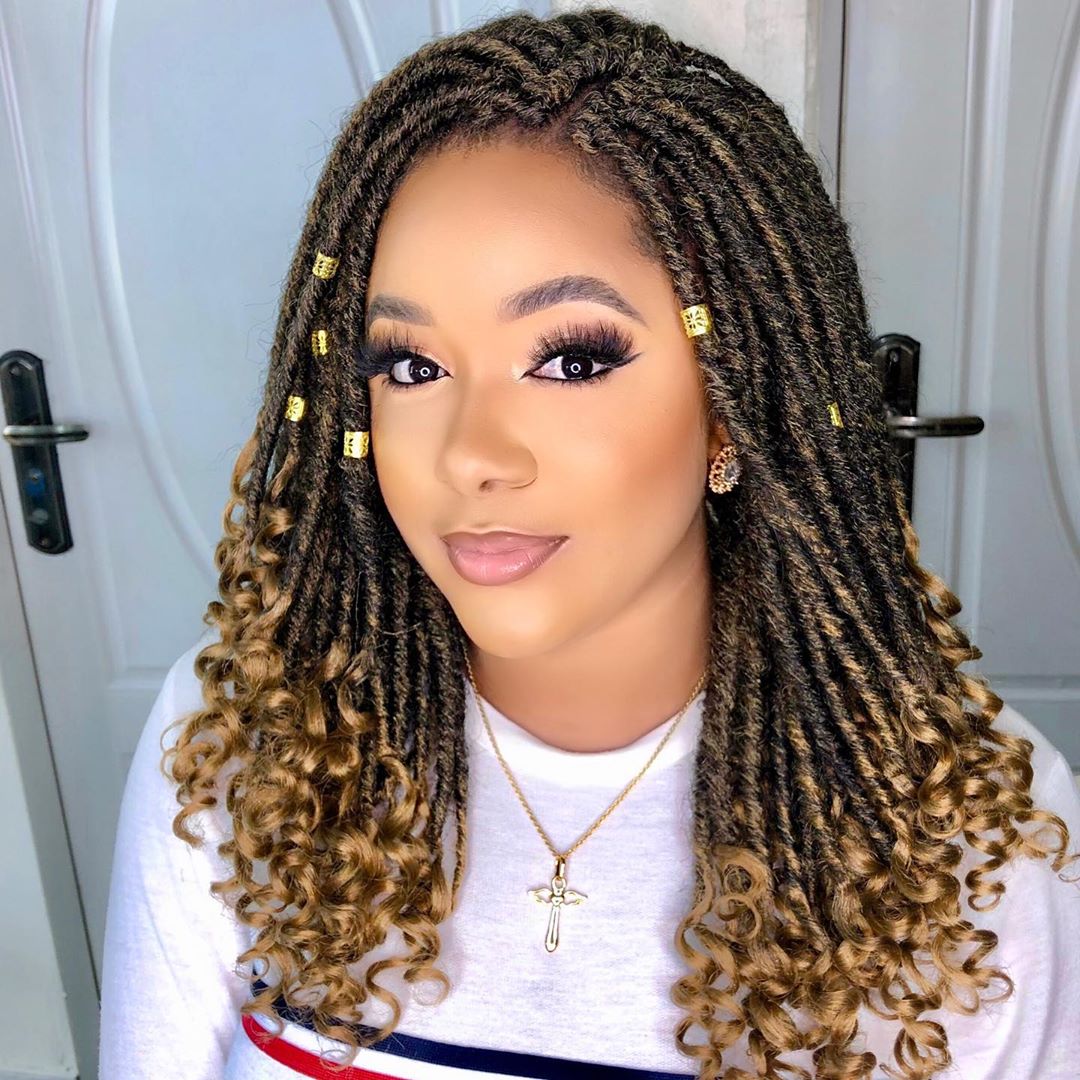 Crochet braid hairstyle idea