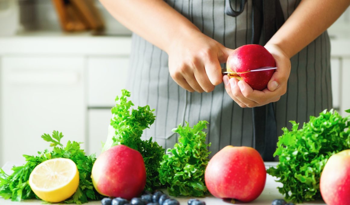 15 Healthy Late Night Snacks For Snacking After 8PM