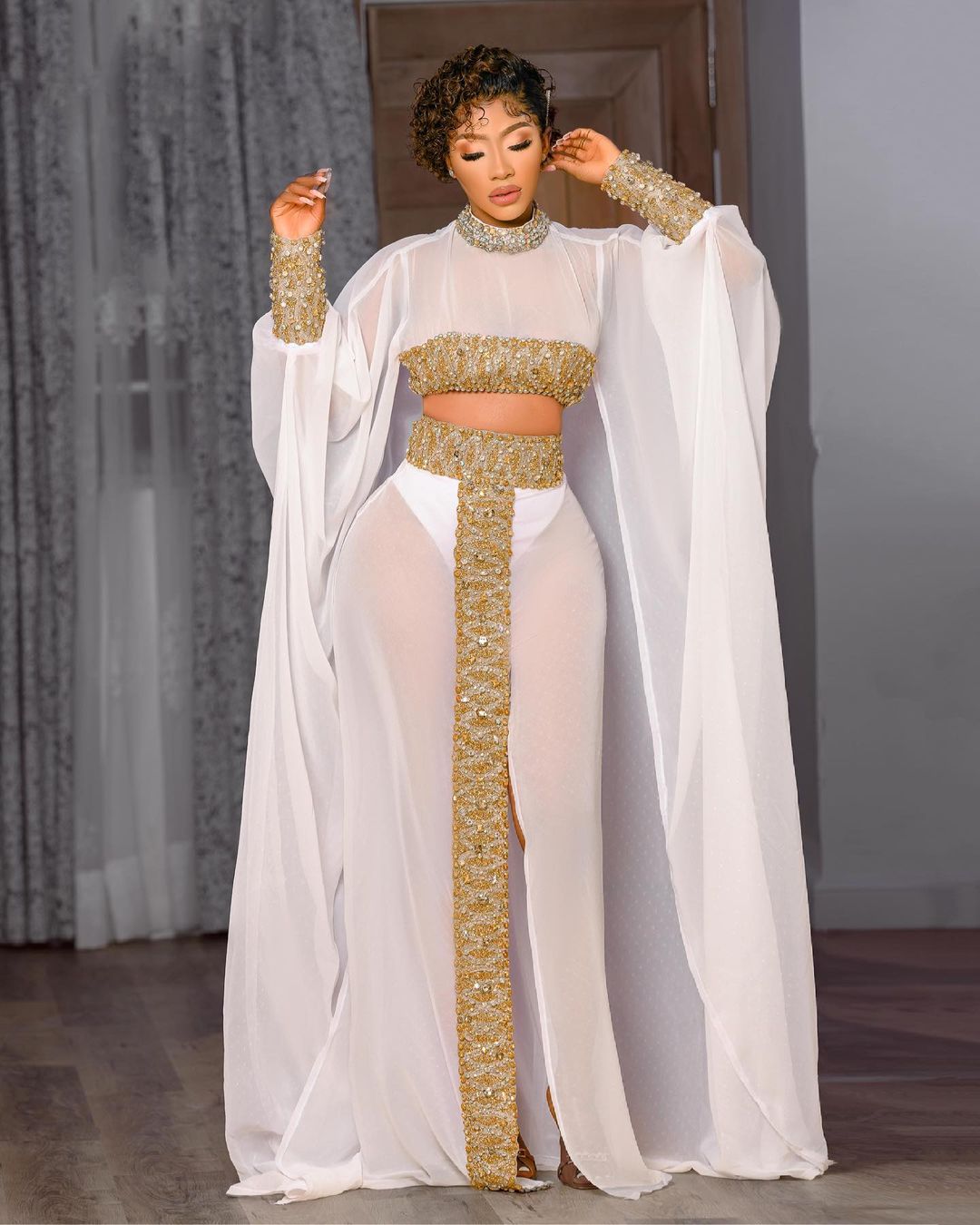 Mercy Eke- Rocking Jaw-Dropping Outfit