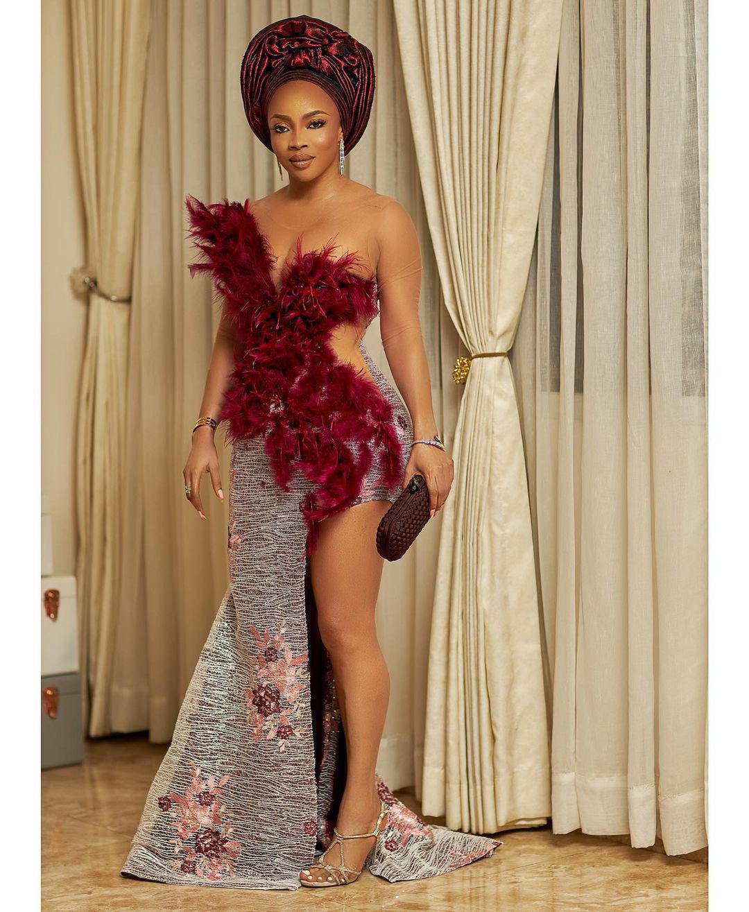 Toke Makinwa- Hot And Fancy Look For The Weekend