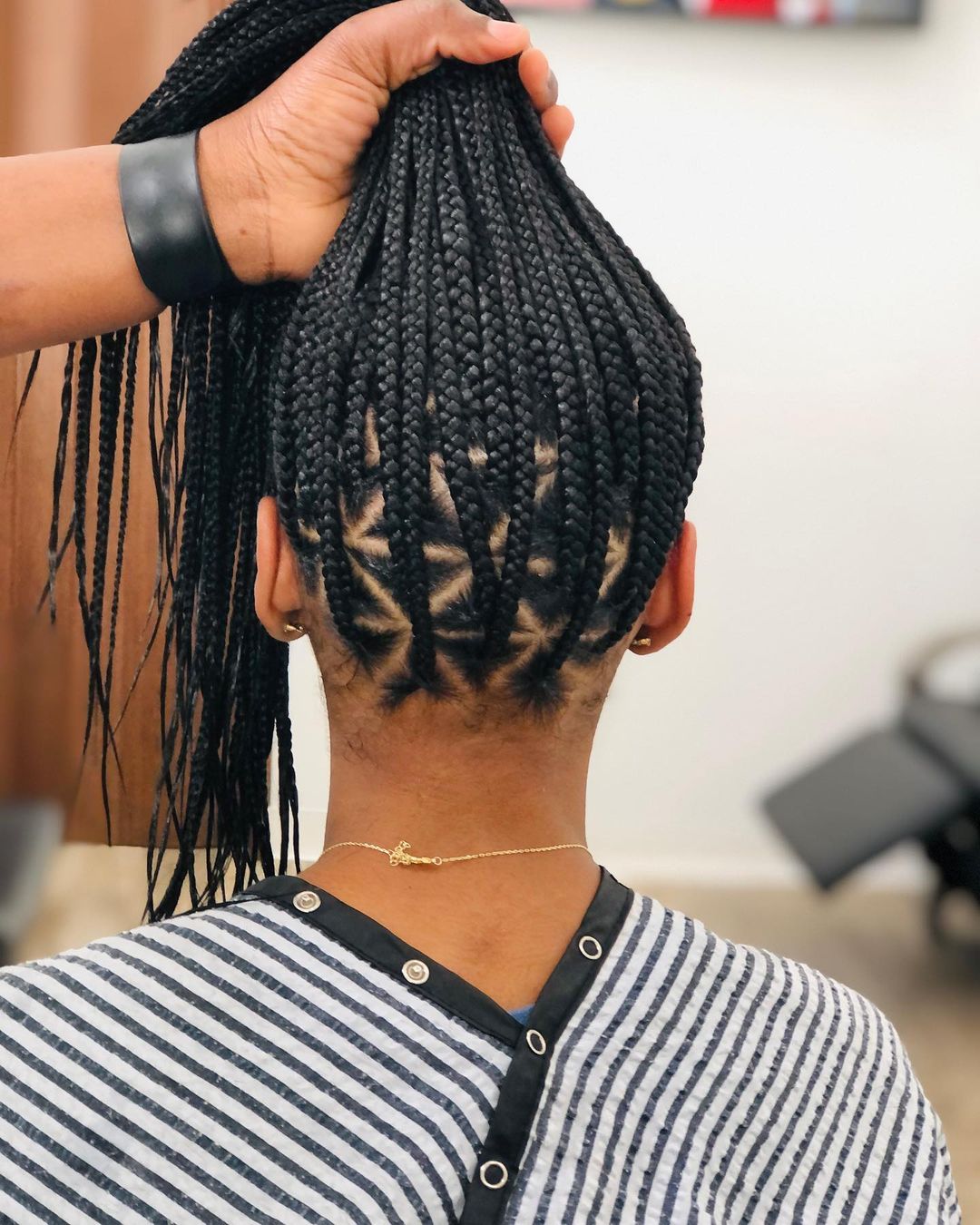 Medium Triangle Braids