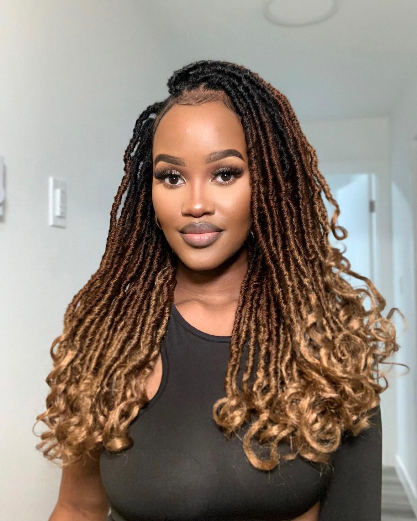 Goddess Locs With Wavy Ends