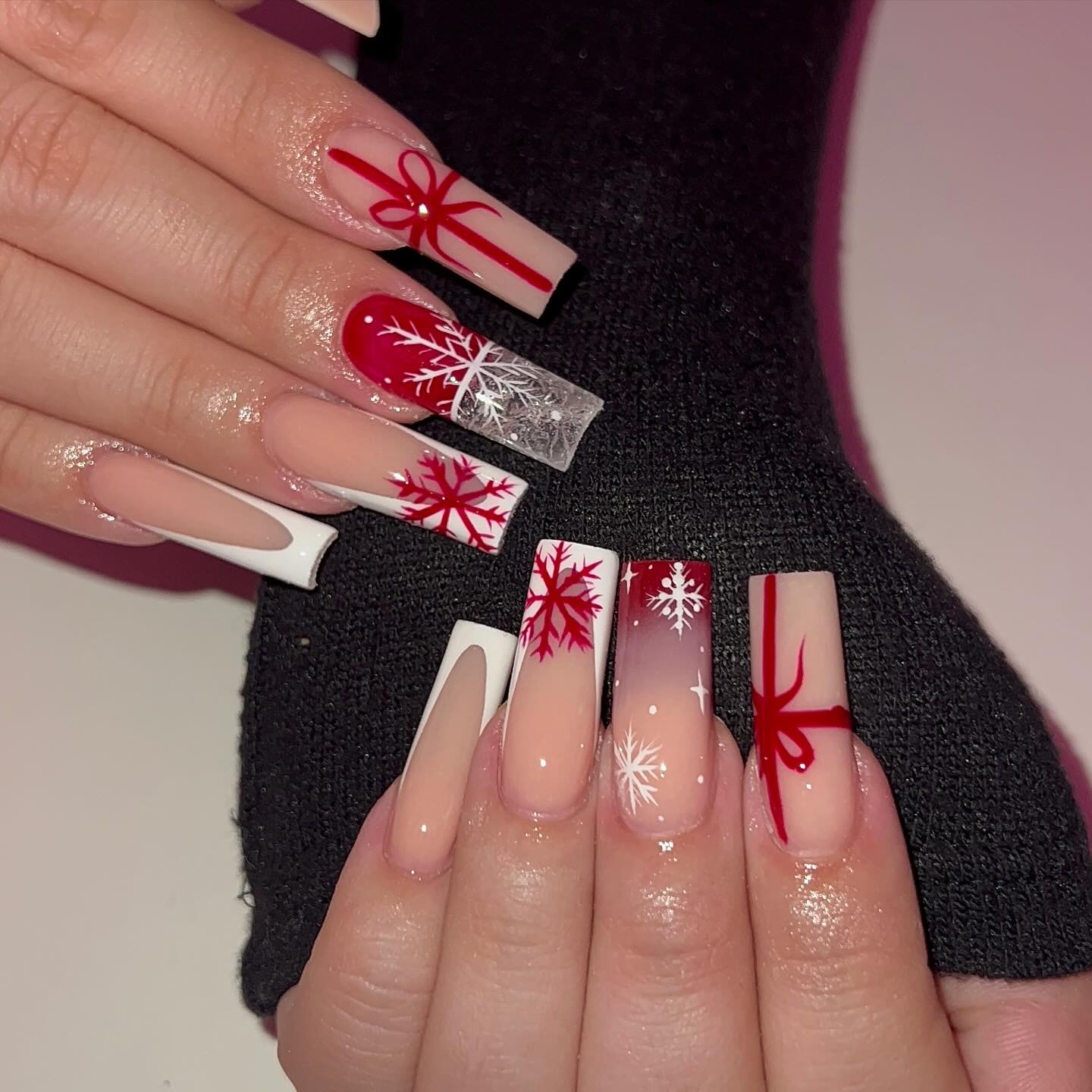 14. Winter Wonderland Nails design