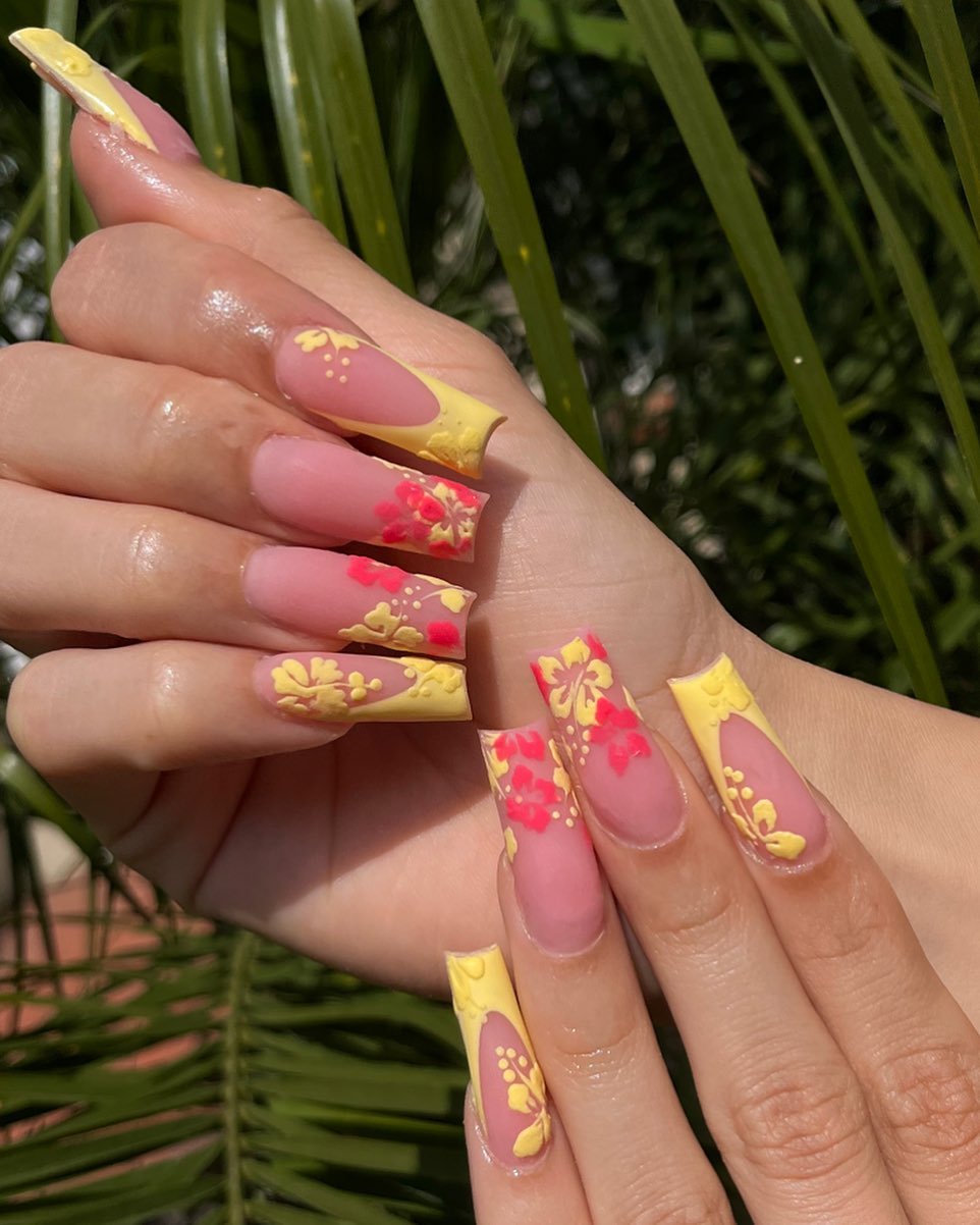 Pink and Yello Hawaii Nails