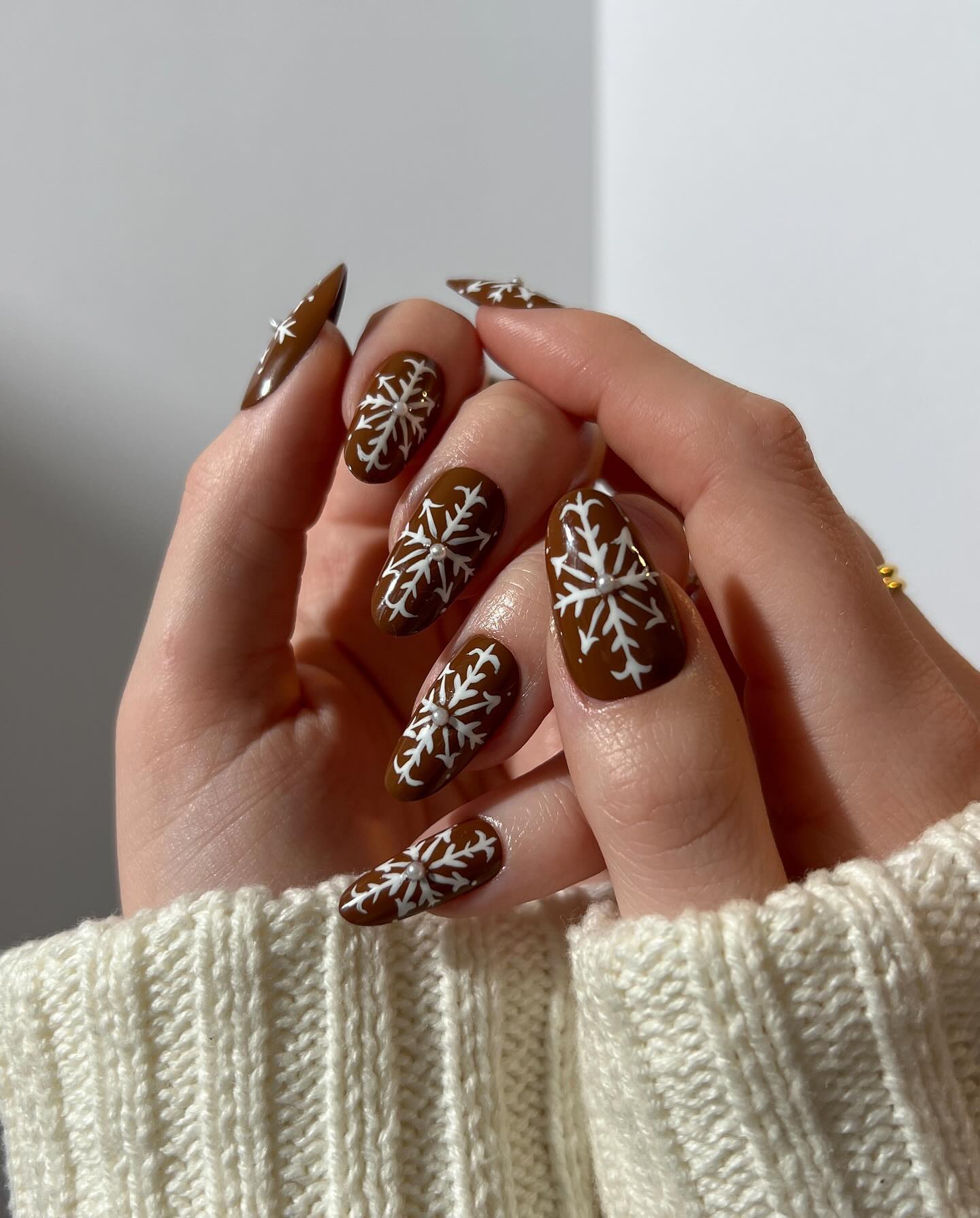 Pearl Gingerbread Nails