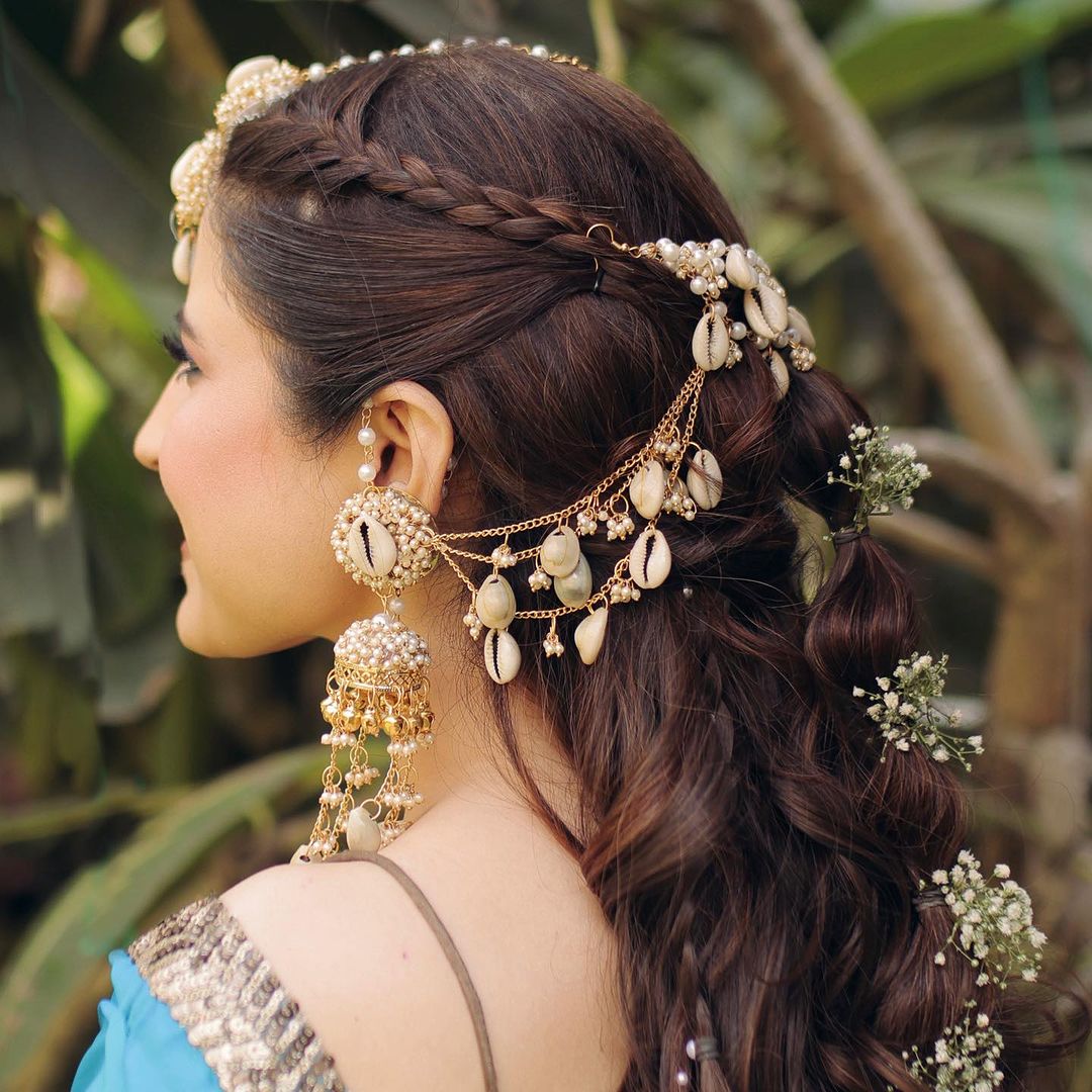 Elegantly Adorned Bridal Hairstyle
