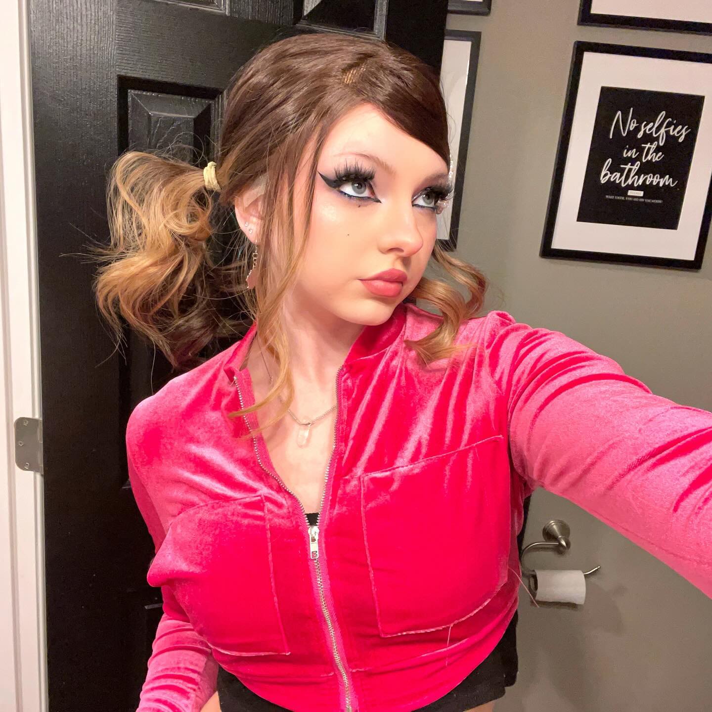 dark brunette wavy lace wig