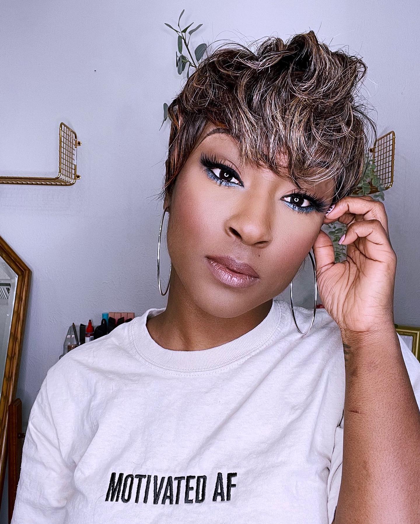short pixie cut bang wig