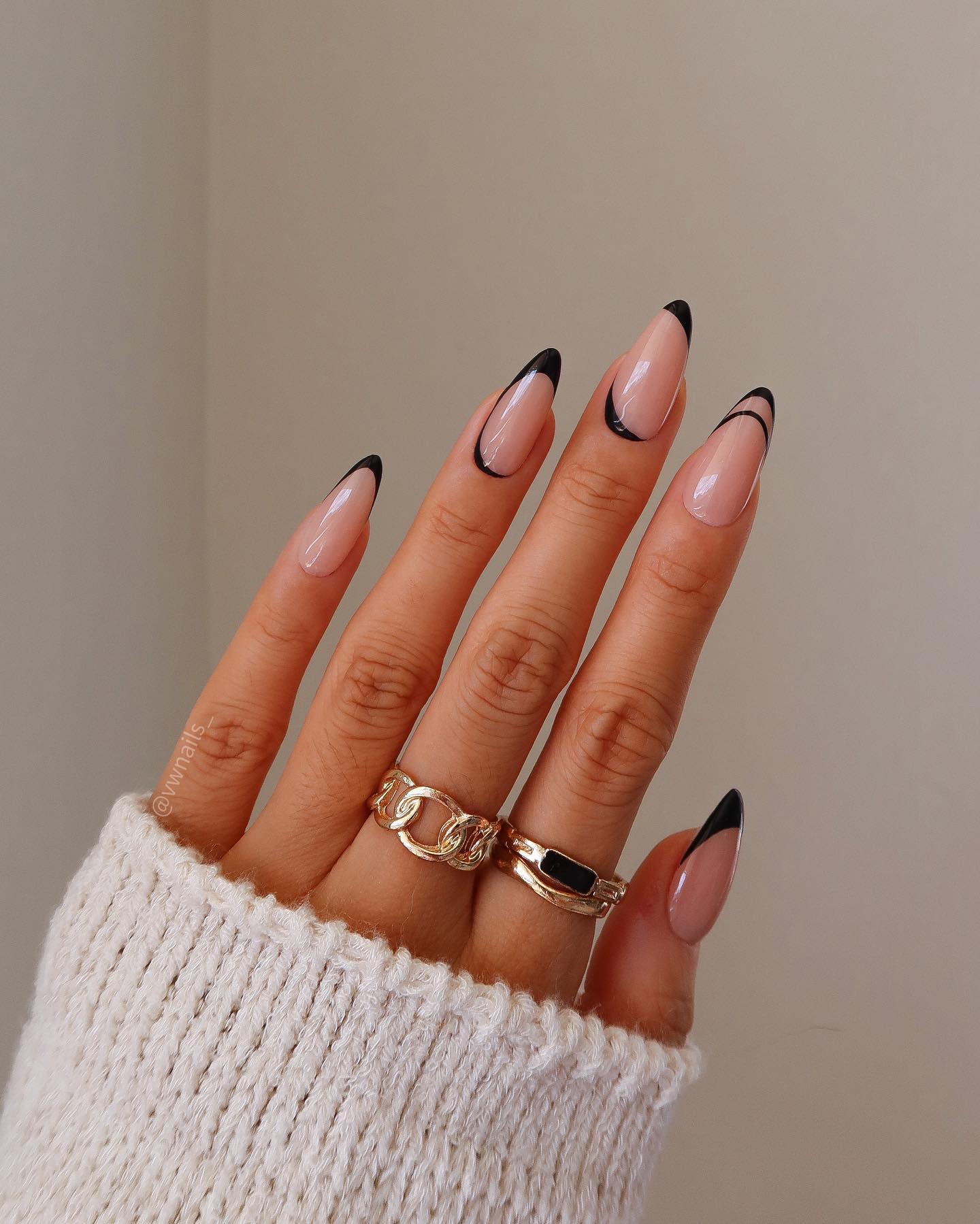 Black Tip Almond Nails Design