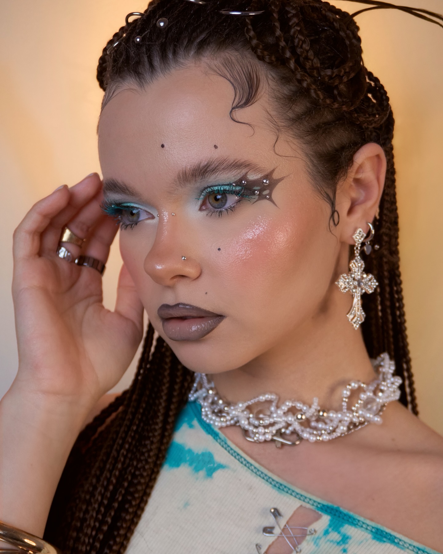 Edgy and Creative Glitter Makeup