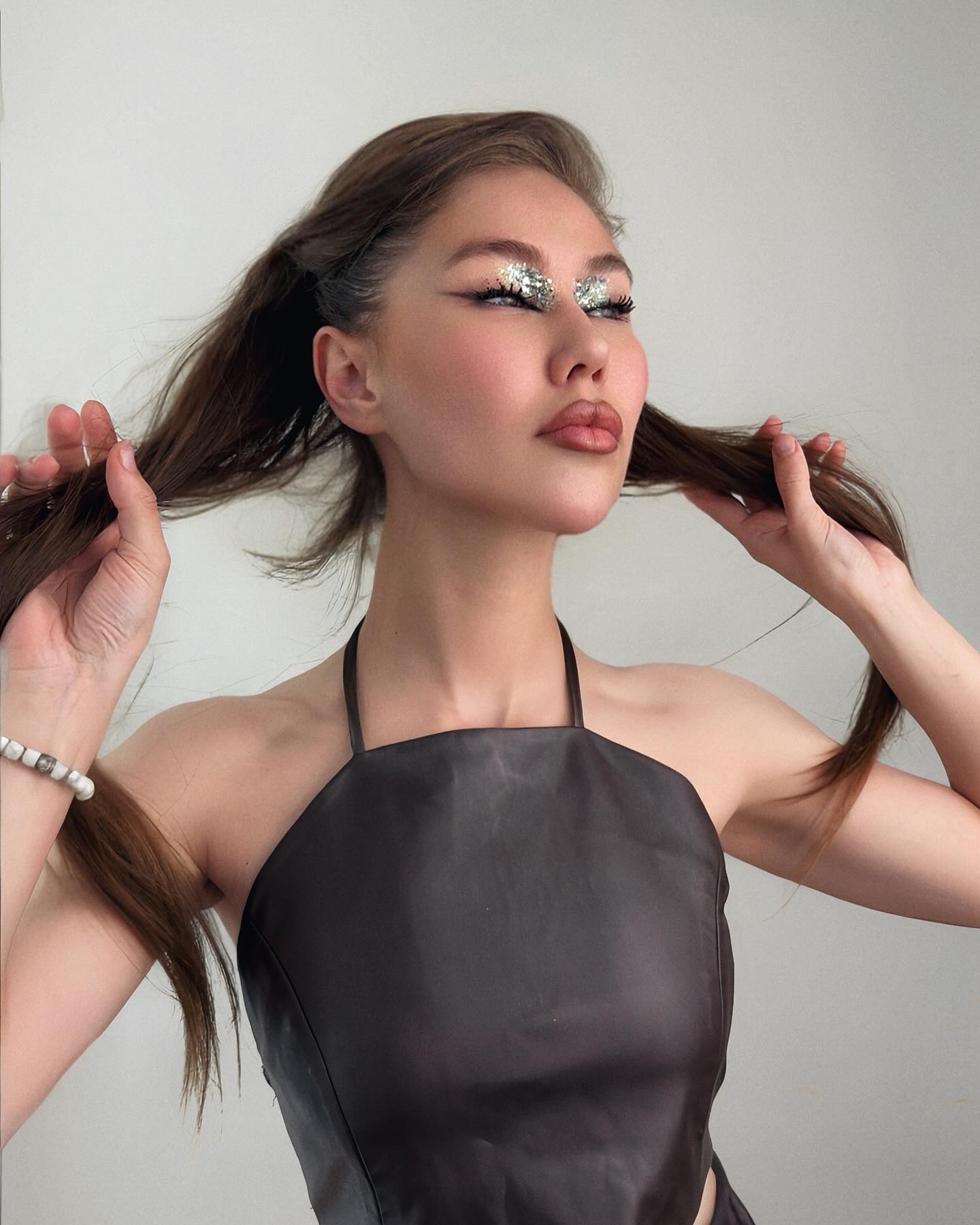 Glitter Green Eye Shadow Makeup