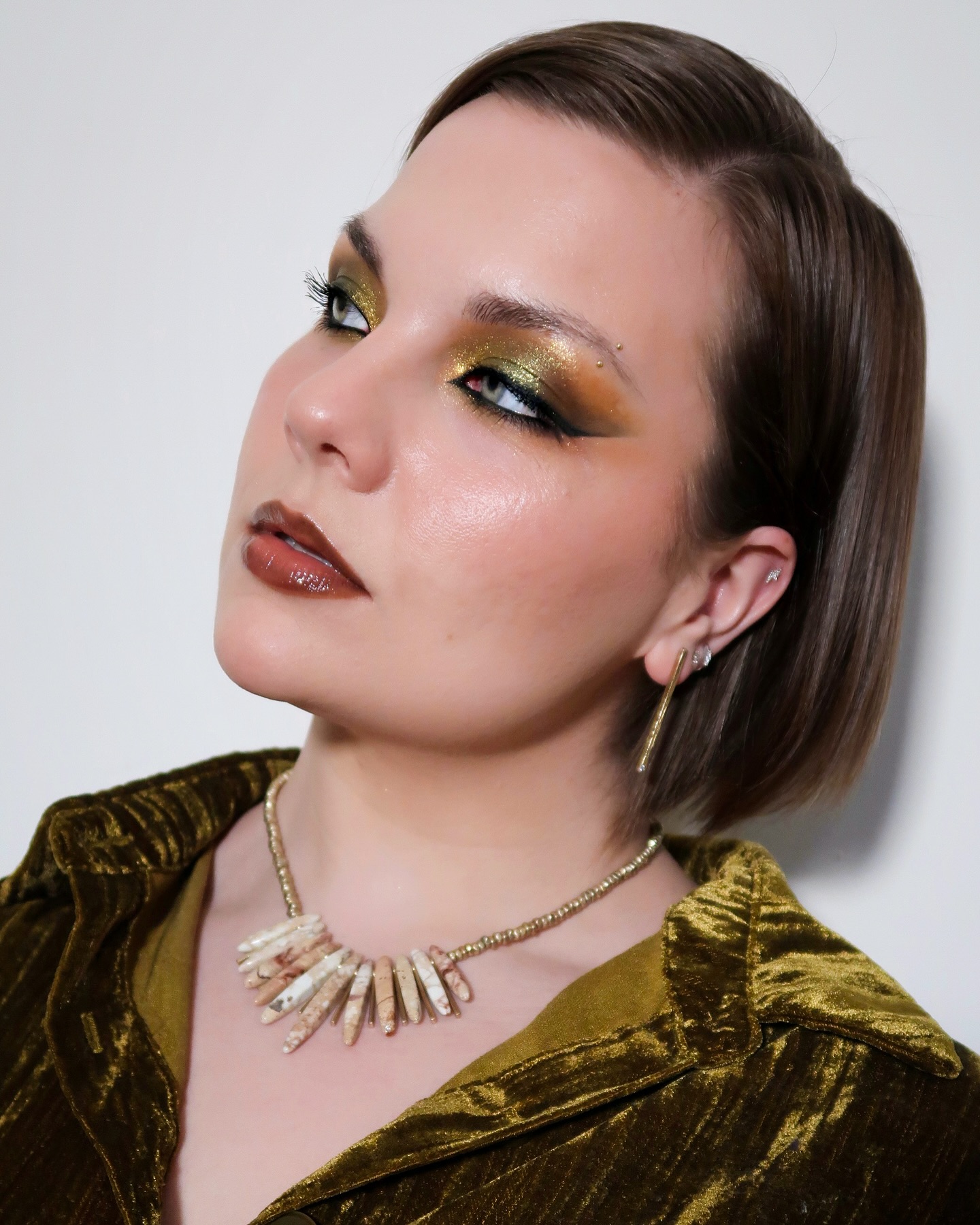 Green Yellowy Gold Makeup