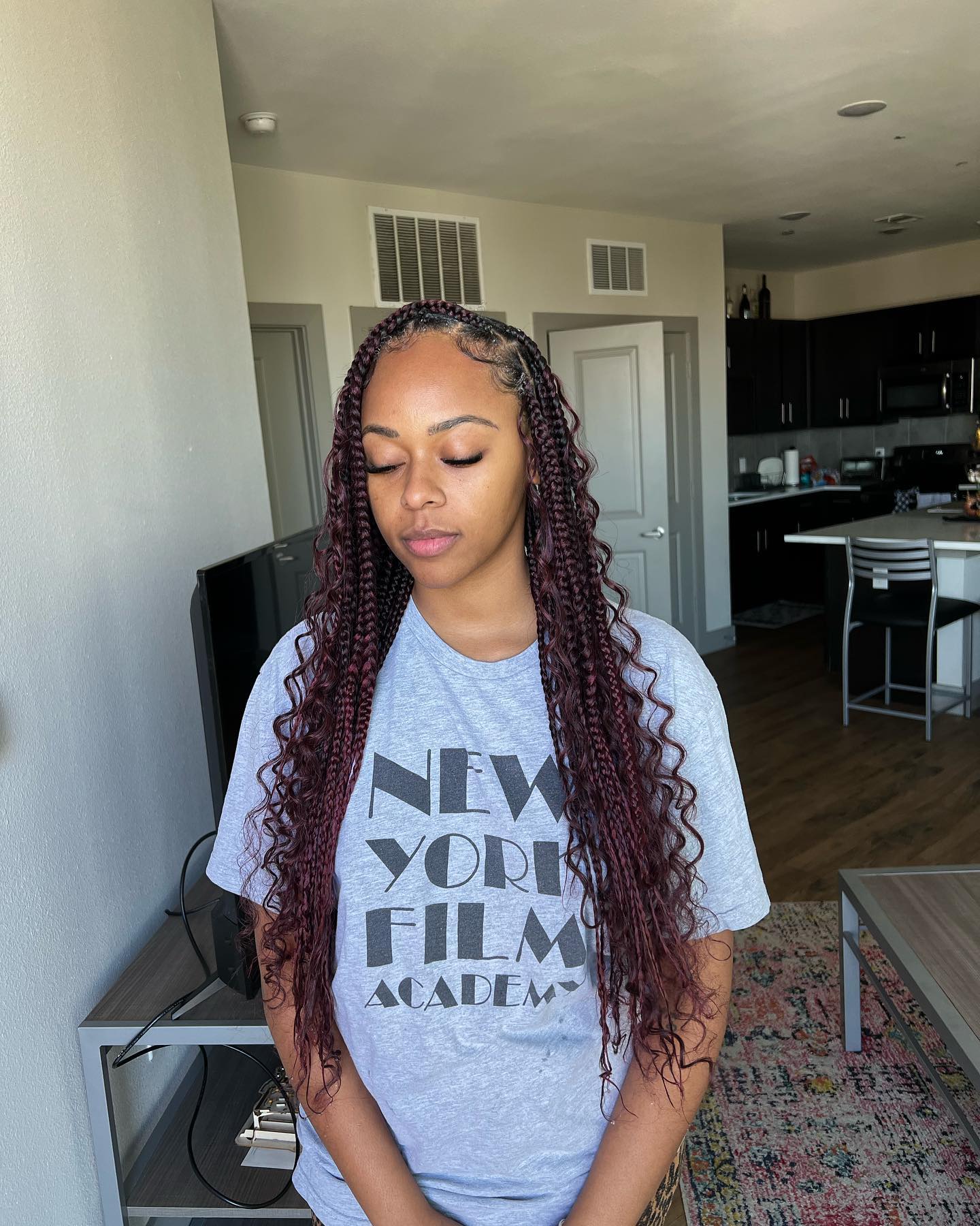 Medium Knotless Goddess Braids