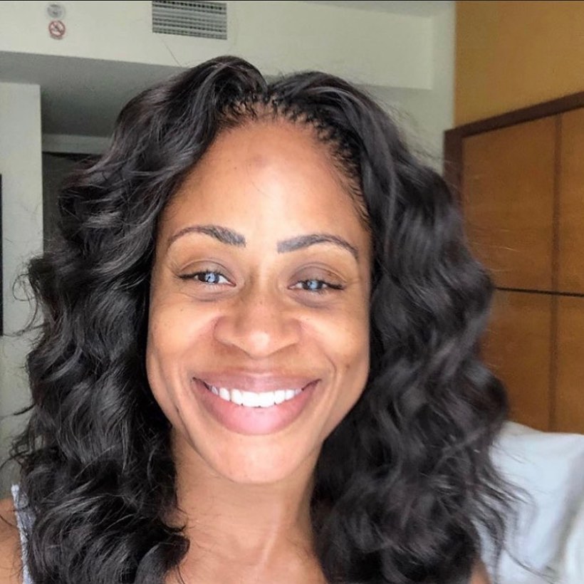 Flowy Centre Parted Tree Braids