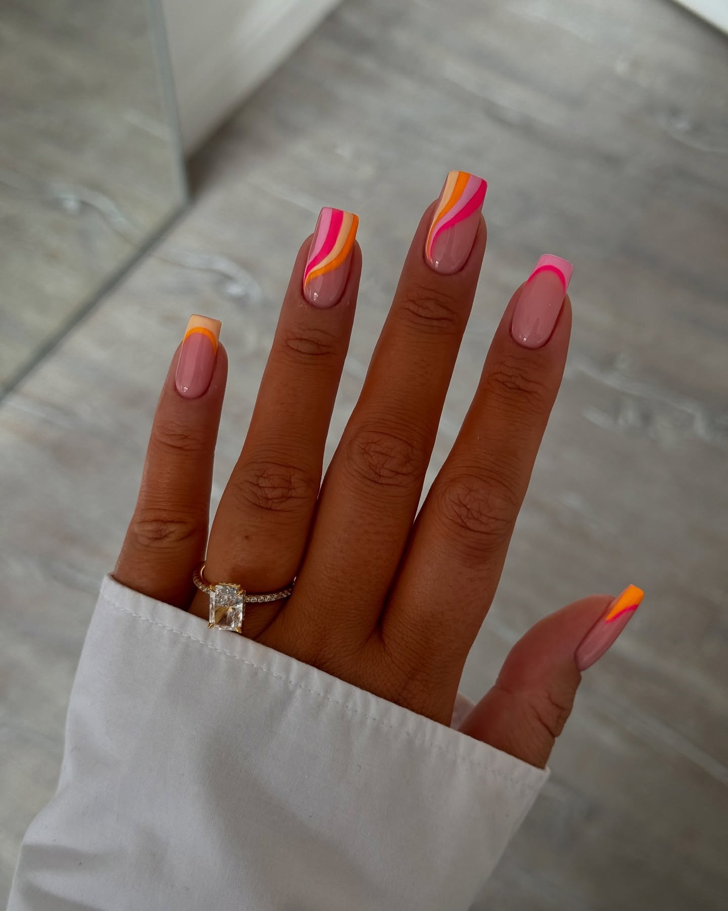 Cute Summer Swirl Nails