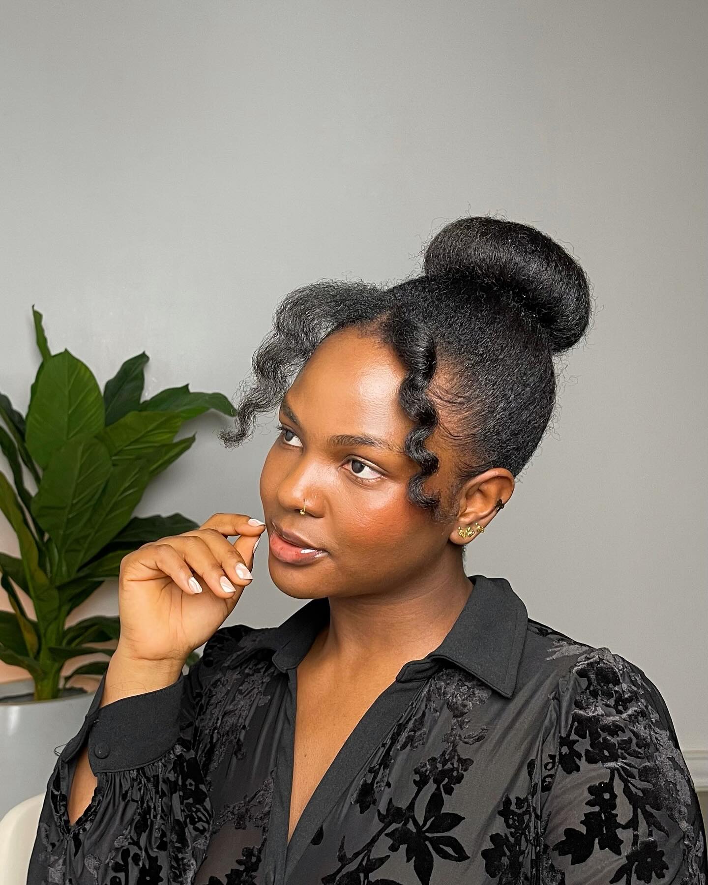 Neat Pineapple Donut Bun with Bangs