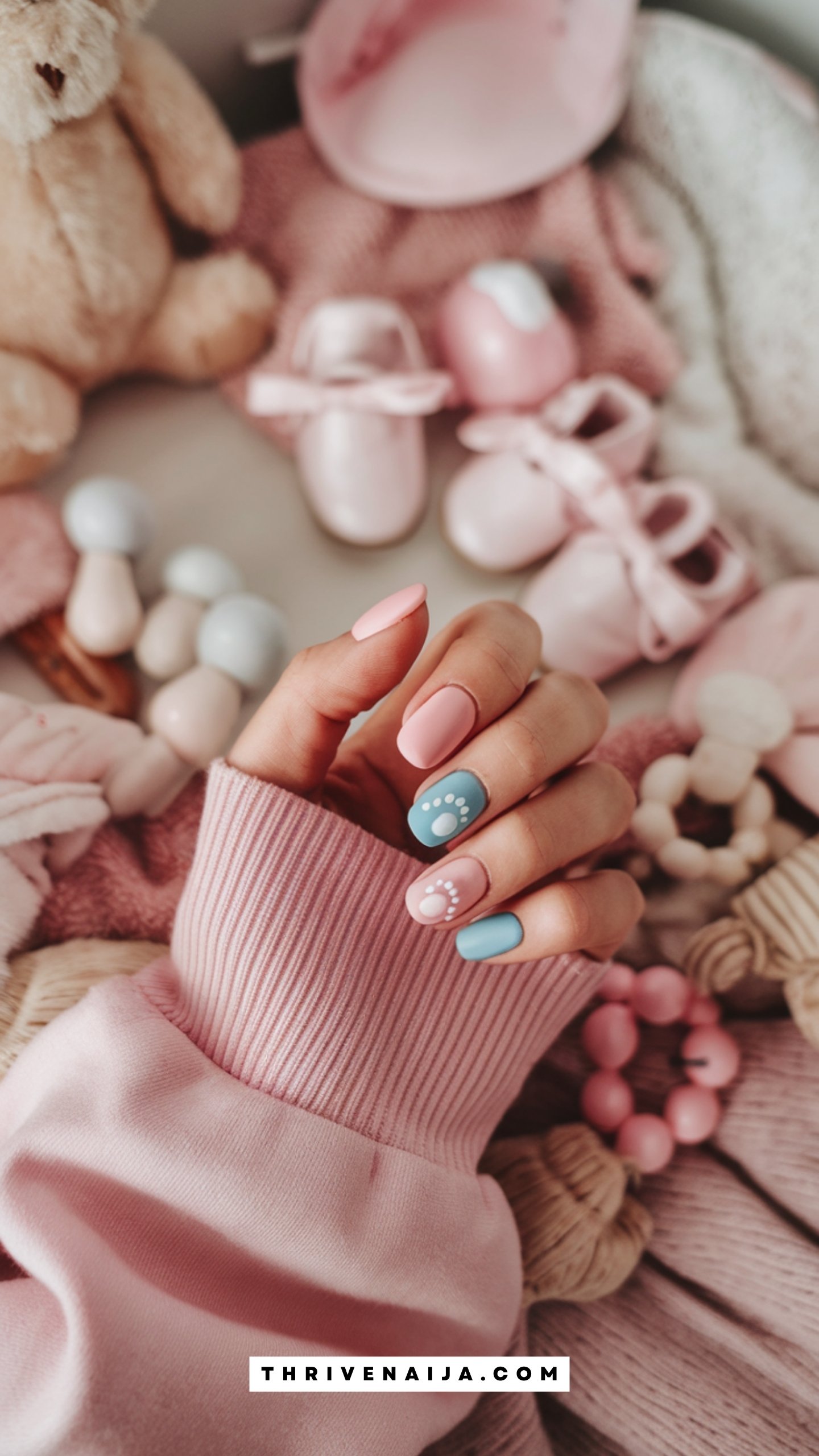 Baby Footprints Accent Nails