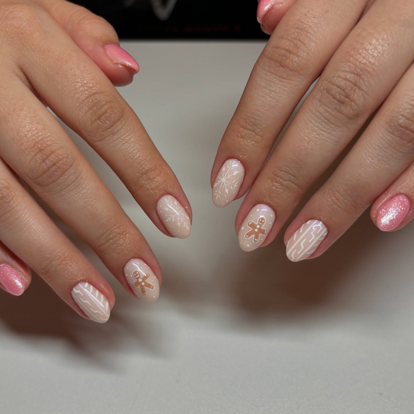 Short Gingerbread Festive Nails