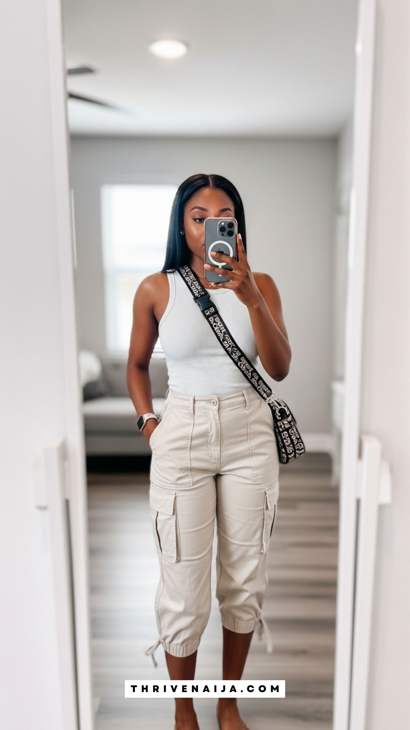 Cargo-Style Capri Pants With a Fitted Tank and Crossbody Bag