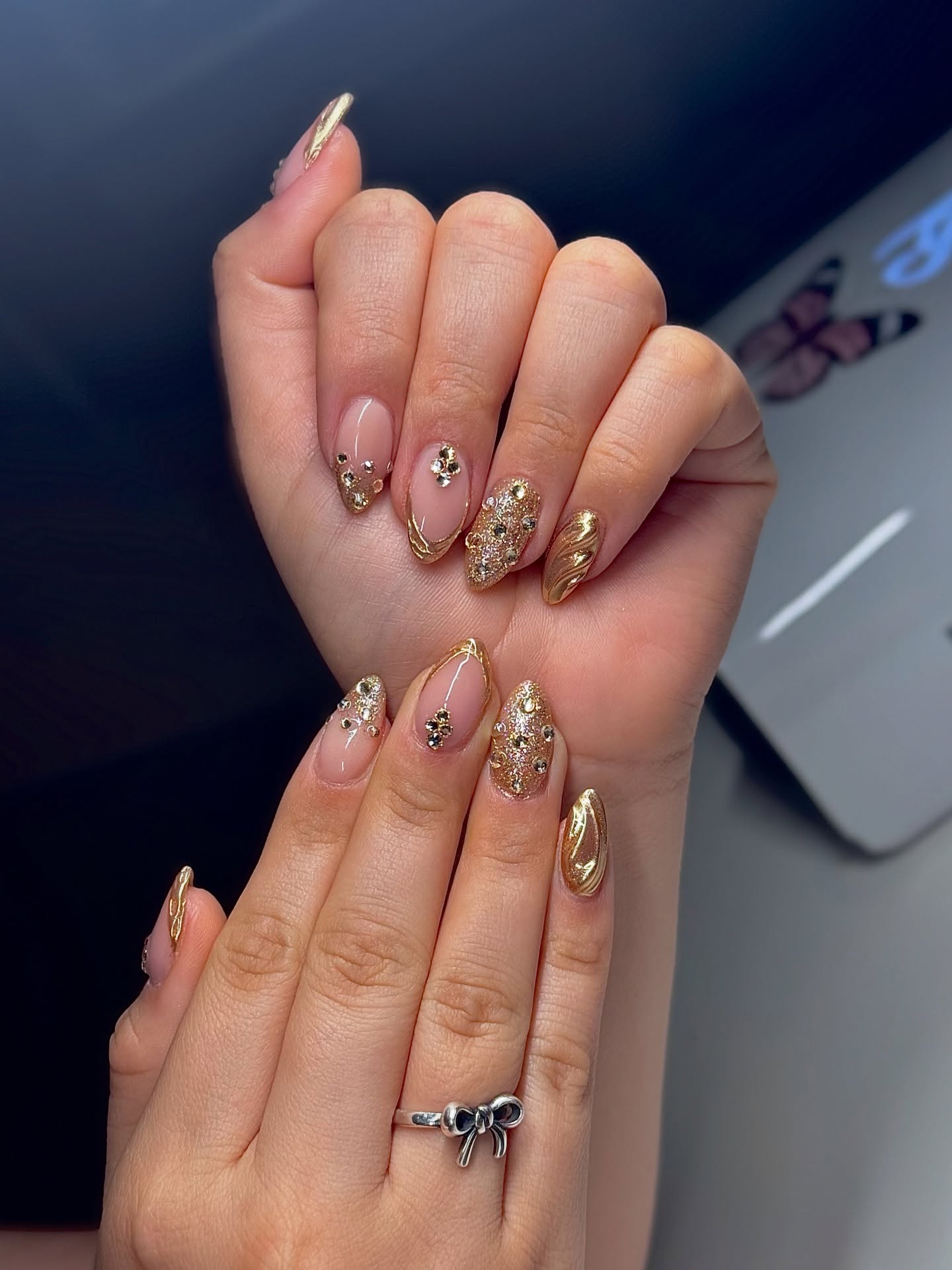 Gold Glitter Nails