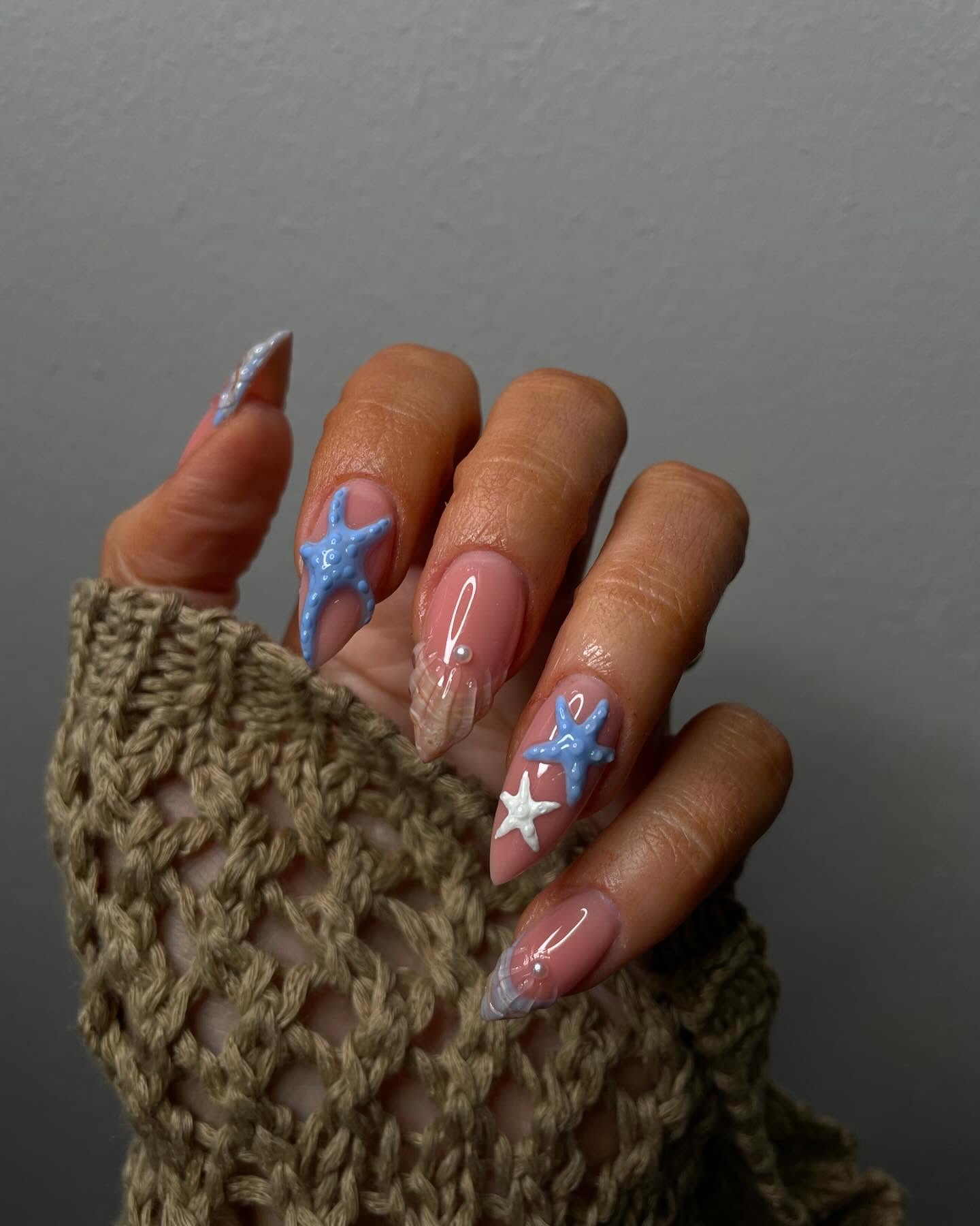Star Fish Chrome Nail Design