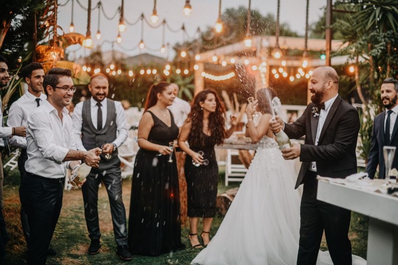 Wedding Activities To Keep Guests Entertained