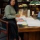 Cute Library Photo Pose Ideas You'll Love