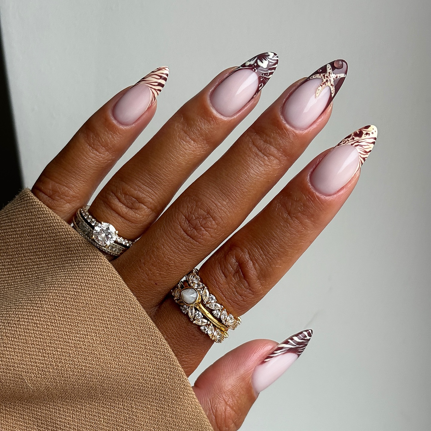 Beach Cocoa 3D Studio Nails
