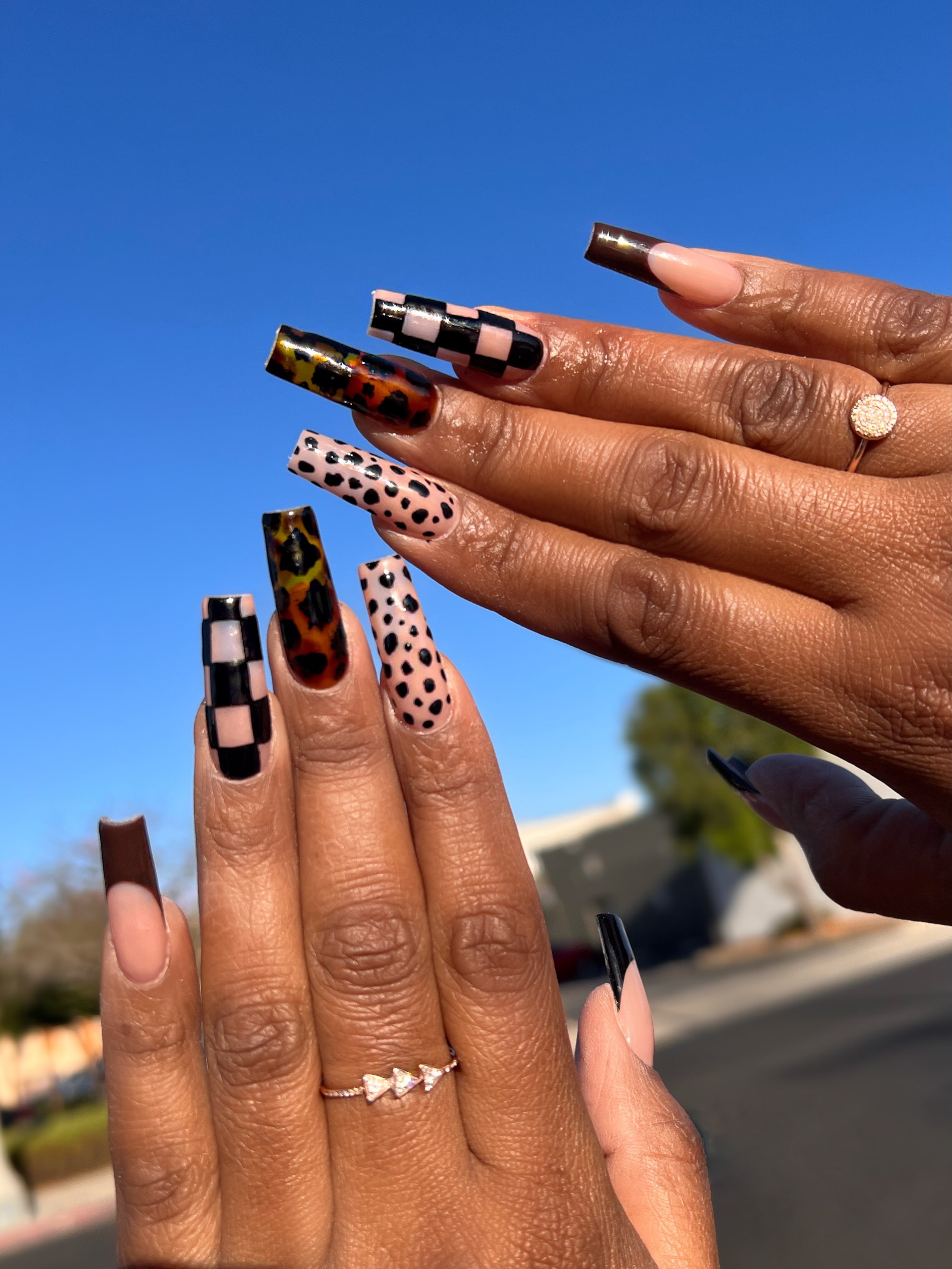 Cool Brown Checkered Nails