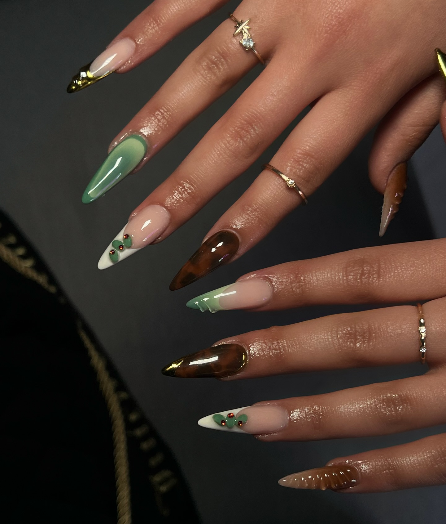 Green and Tortie Fall Nails