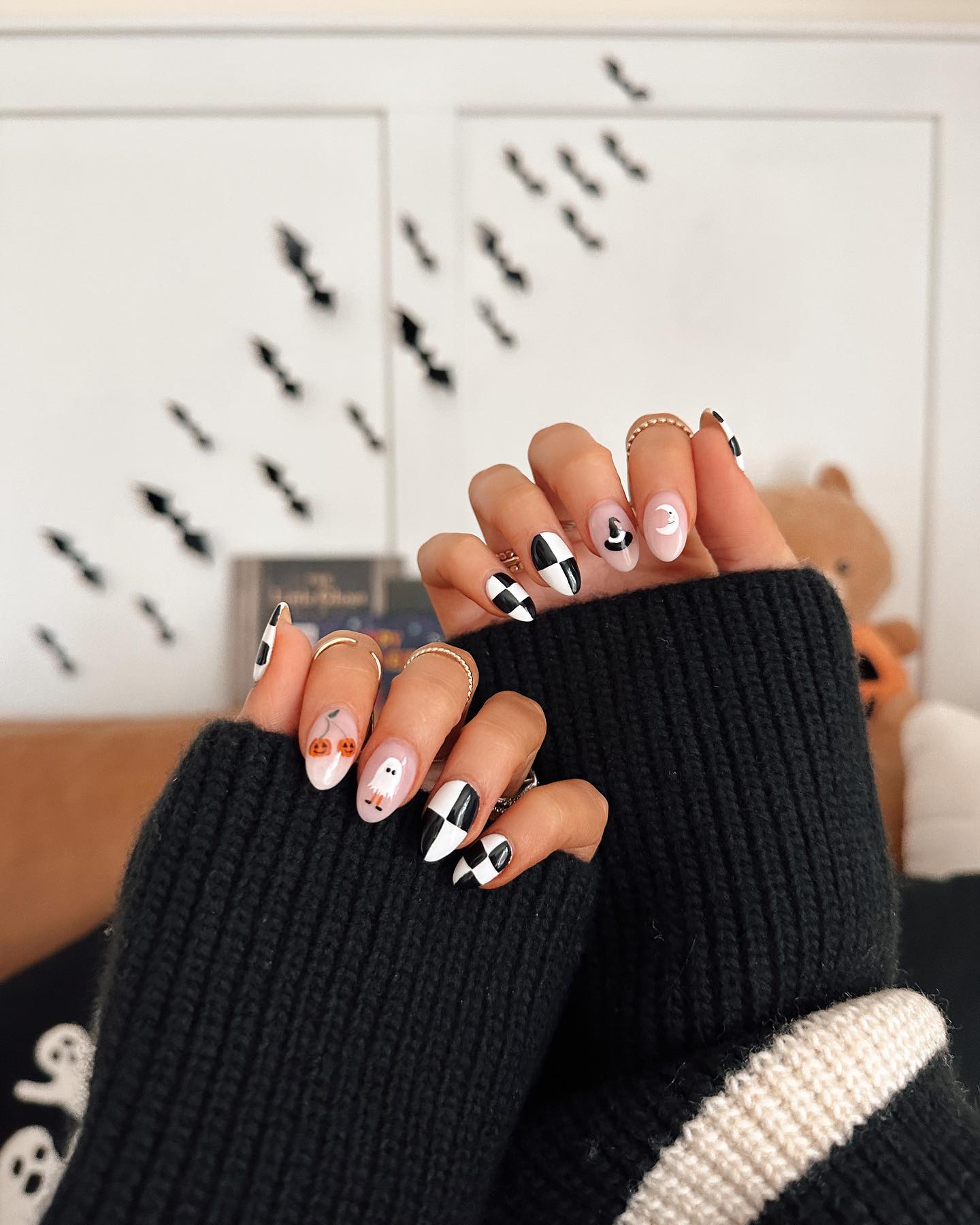 Spooky Ghost Halloween Pumpkin Nails