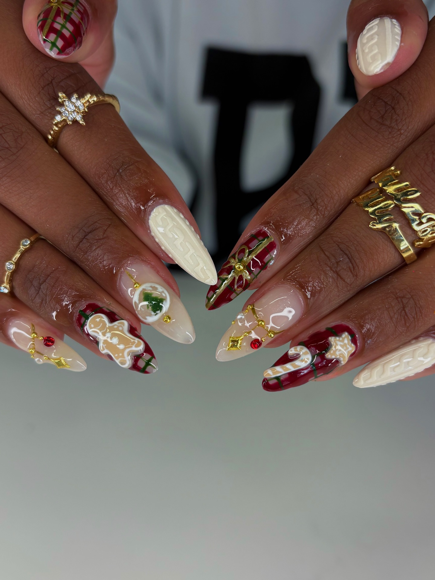 3D Gingerbread Cookies Nails