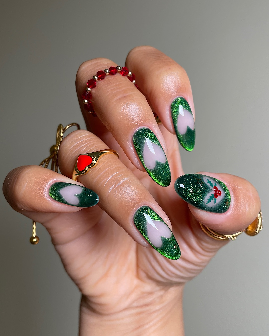 Chic Festive Nail with Heart