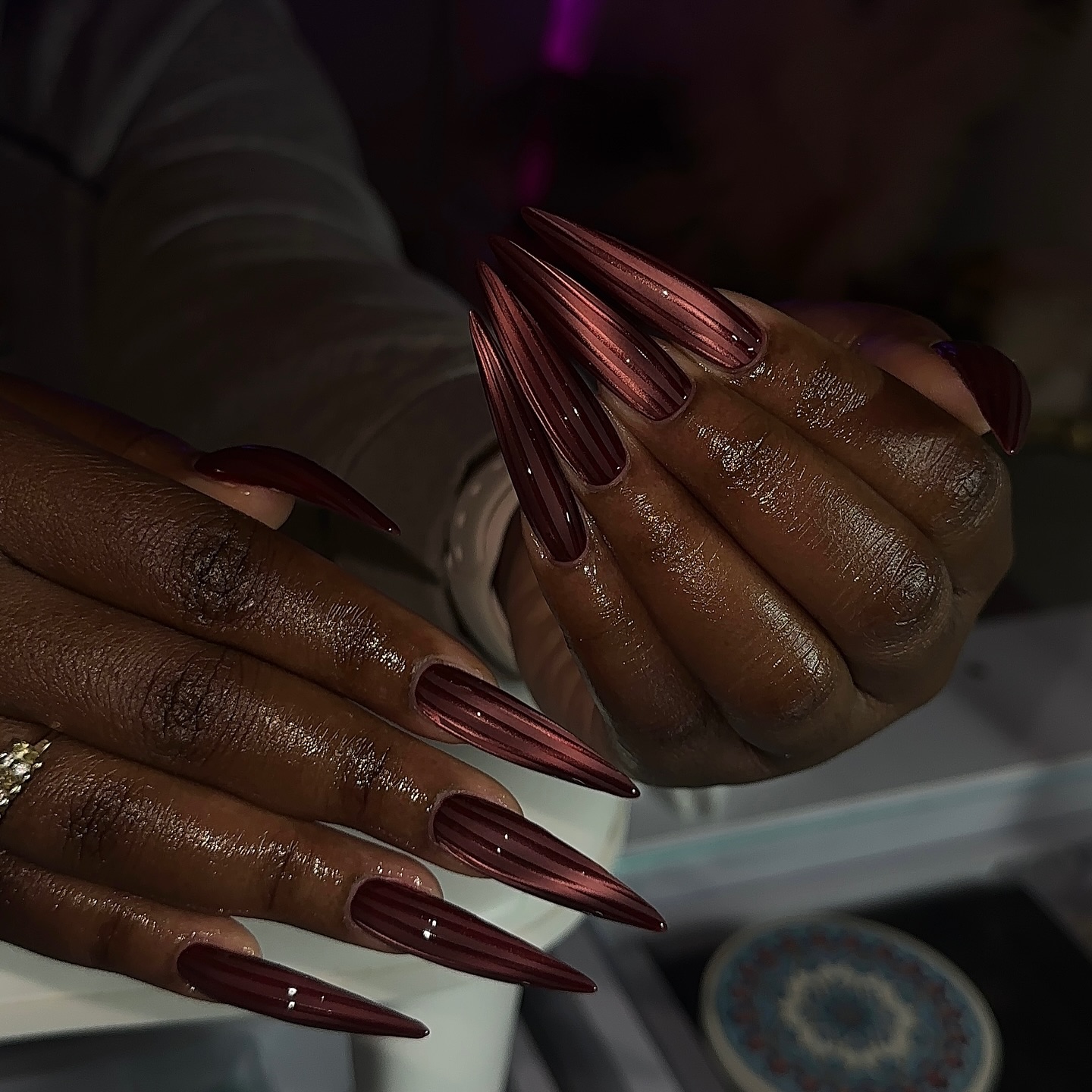 Dreamy Cat Eye Velvet Nails