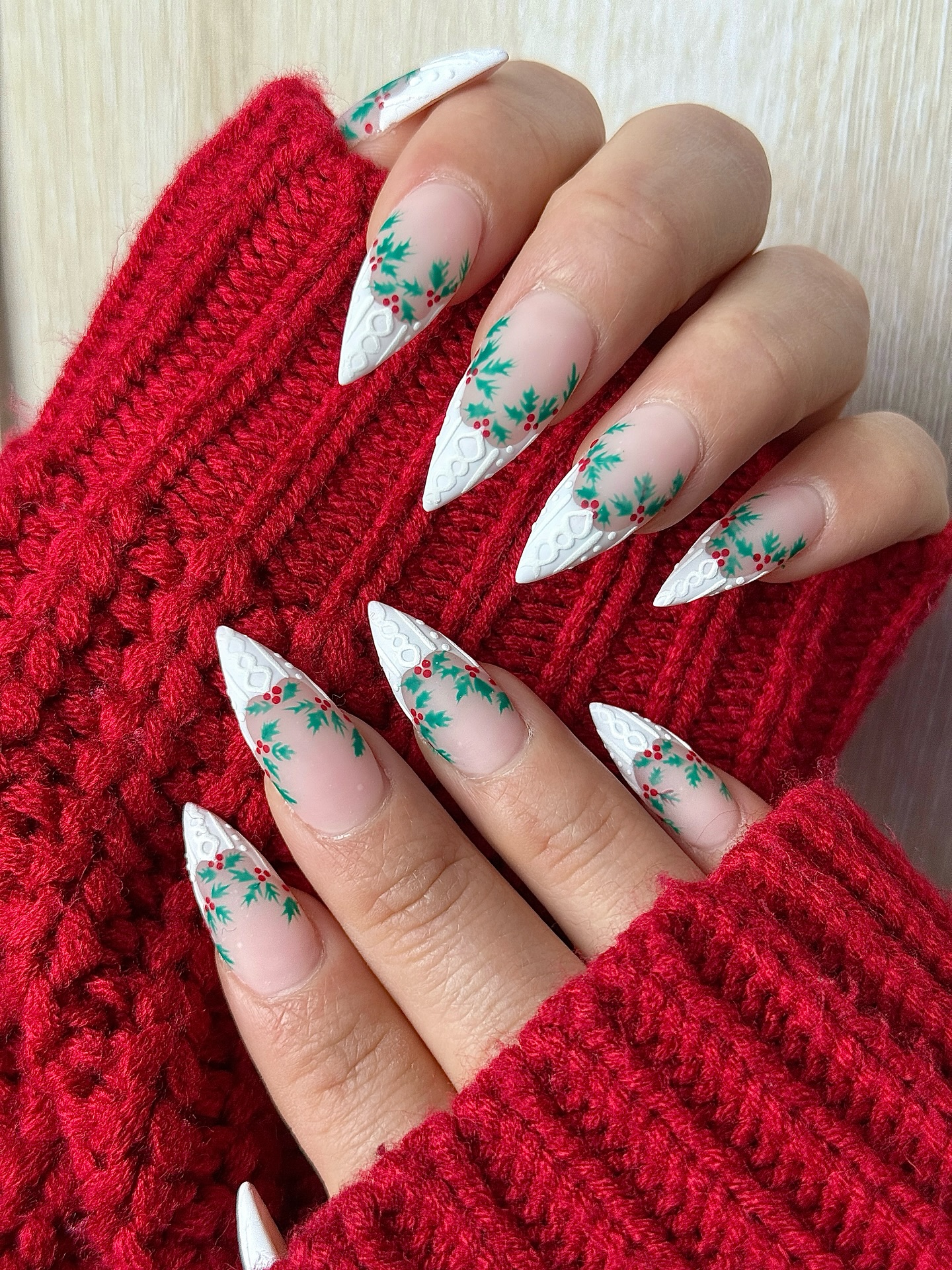 Holly Holiday Nail Art