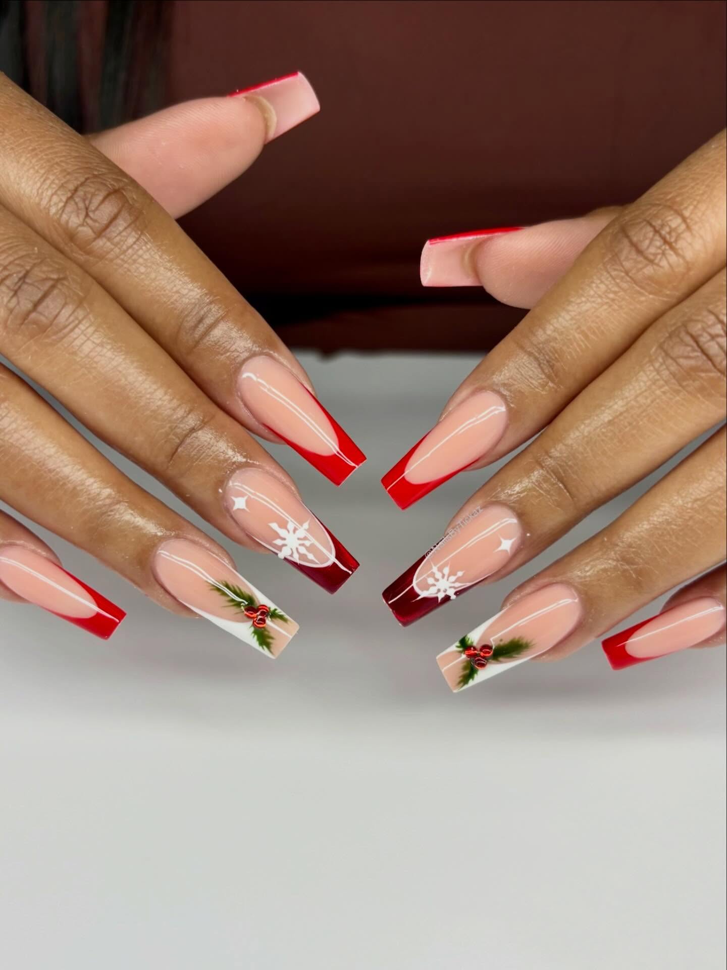 Mistotle Coffin French Tips